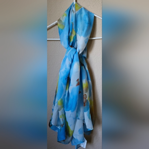 Accents by Lavello NWT *Final price* - Picture 4 of 6